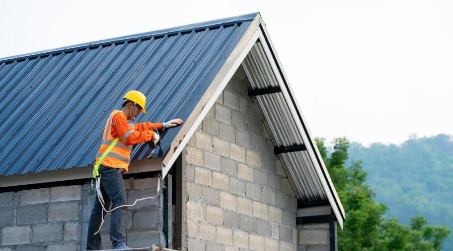 Expert Emergency Roof Repairs services in Briggsville, AR